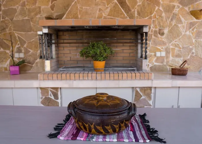 Vayianna's Garden House *