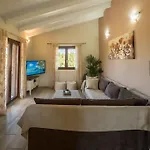 Vila Vayianna's Garden House *