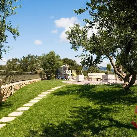 Villa Vayianna's Garden House *