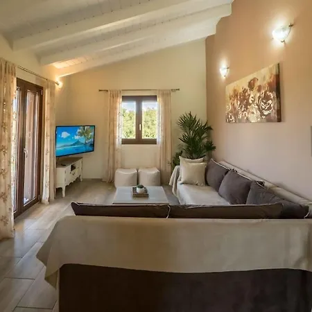 Villa Vayianna's Garden House *